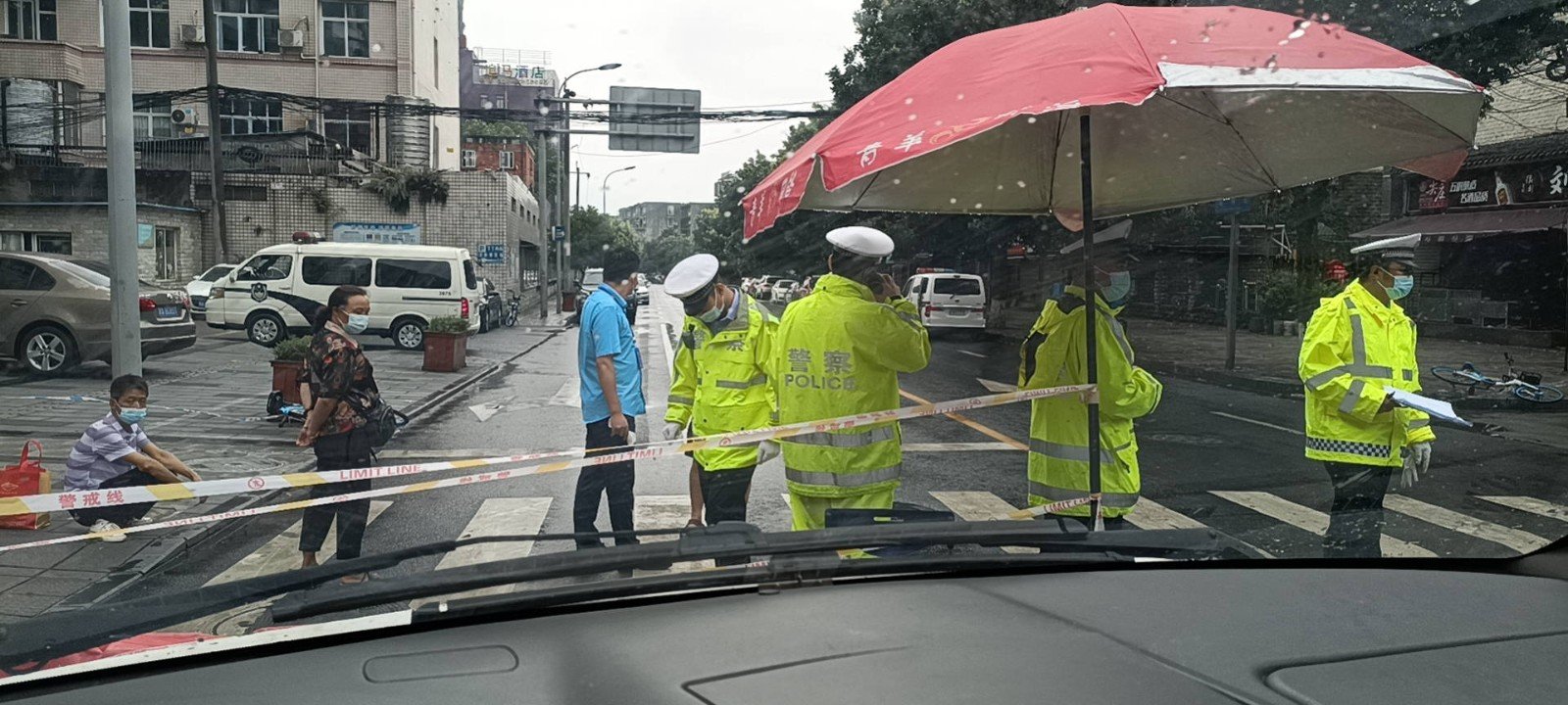 纸短情长，战“疫”显担当